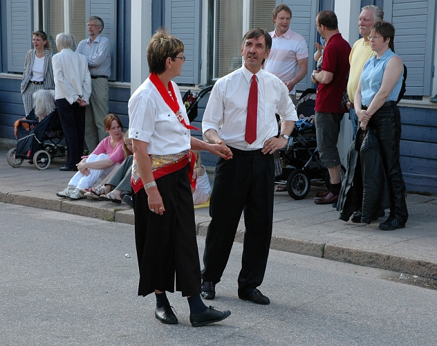 050618_229.jpg - Folkdans från sverige