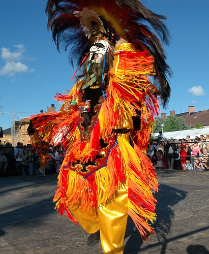 050618_046.jpg - Dansuppvisning av Bolivianska Föreningen i Eskilstuna