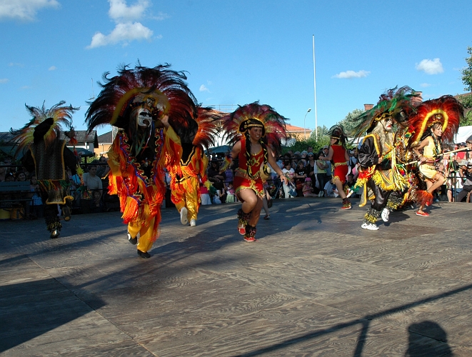 050618_048.jpg - Dansuppvisning av Bolivianska Föreningen i Eskilstuna