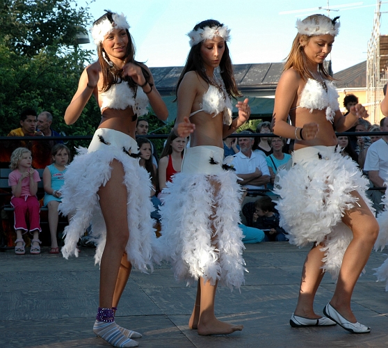 050618_060.jpg - Dansuppvisning av gruppen Mosaik