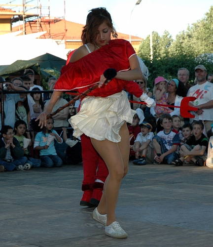 050618_090.jpg - Dansuppvisning av Salvadoransk Mytologi