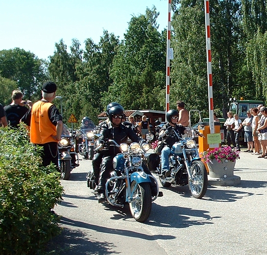 2003_0809_31.JPG - Avfärd mot Arboga