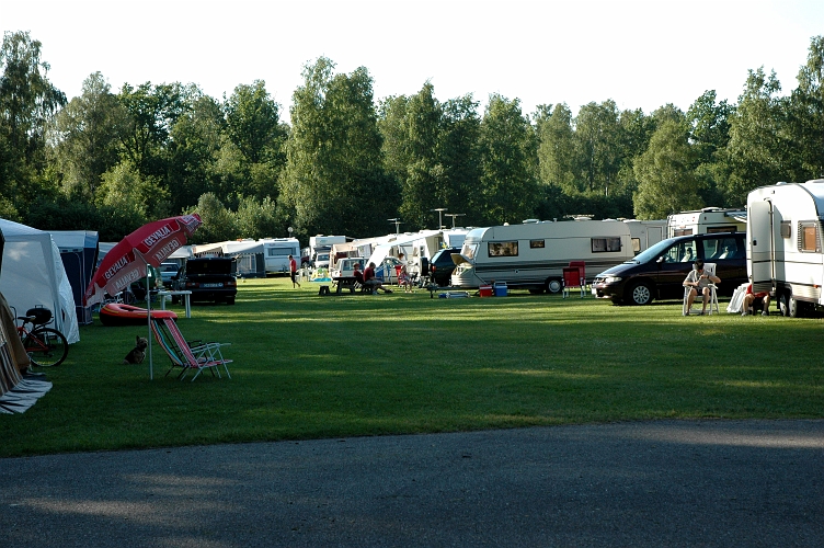 2005_0623_180026AA.JPG - Herrfallets camping