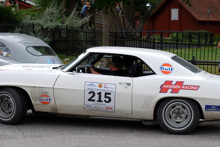 2010_0717_00-07.JPG - Nr.215 Lars-Göran Landelius och Marcus Landelius KAK, Chevrolet Camaro