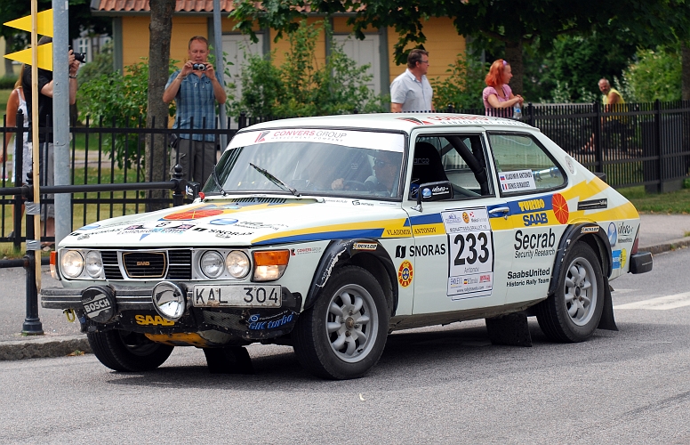 2010_0717_00-08.JPG - Nr.233 Vladimir Antonov och Denis Giraudet KAK, SAAB 99 TURBO CC
