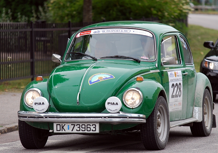 2010_0717_00-44.JPG - Nr.228 Kjell Gudim och Tom A. Granli KNA, VW 1303 S