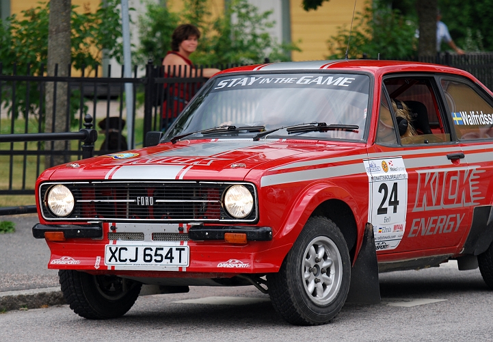2010_0717_01-16.JPG - Nr.24 Geoff Bell och Miriam Walfridsson, Ford Escort RS 1800
