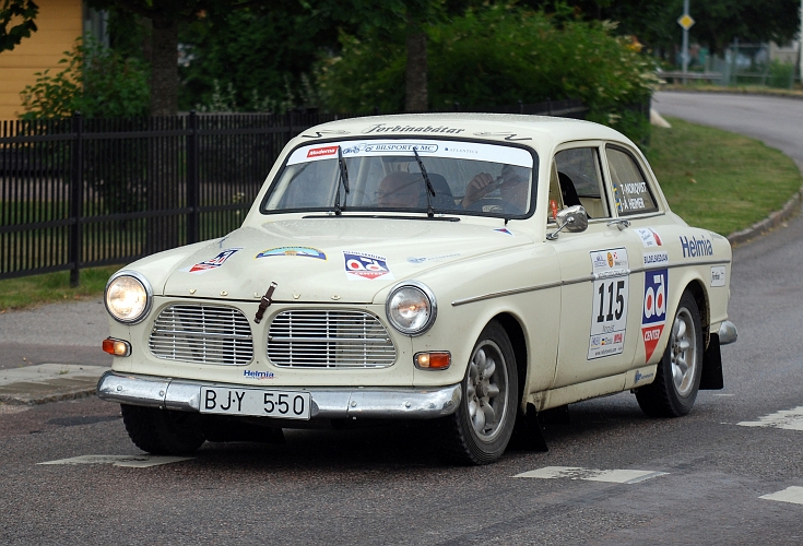 2010_0717_01-34.JPG - Nr.115 Tomas Norqvist och Jan-Åke Heimer SMK Trollhättan, Volvo 122