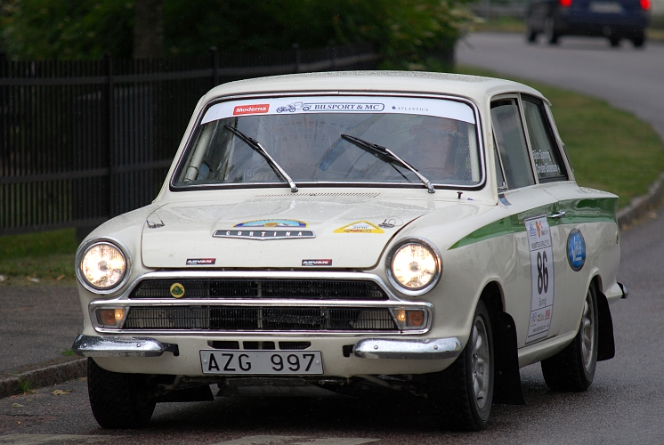 2010_0717_01-43.JPG - Nr.86 Björn Sjunning och Christer Göransson SMK Gävle, Ford Cortina Lotus