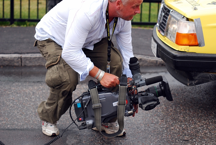 2010_0717_03-10.JPG - Filmar från sk. grodperspektiv