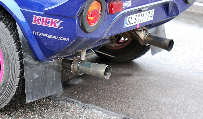 2010_0717_03-15.JPG - Det var ett ganska vasst ljud i Lancia Stratos bilen
