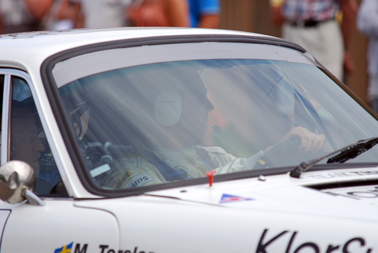 2010_0717_03-26.JPG - Omstart för nr.67 Mikael Persbrandt och Martin Torsler, Porsche 911 Carrera RS