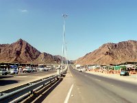 landskap001  Motorväg genom Dubai