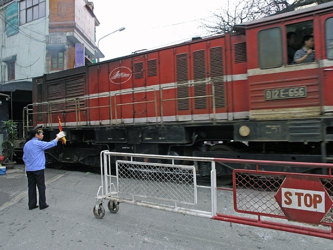 Hanoi gata trafik-04