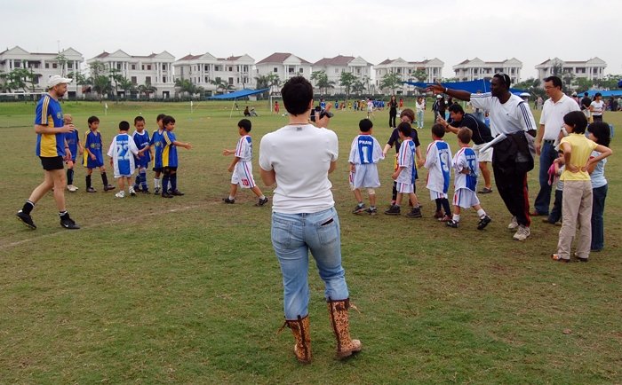 Fotboll-UNIS-Hanoi-014
