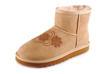 UGG Australia