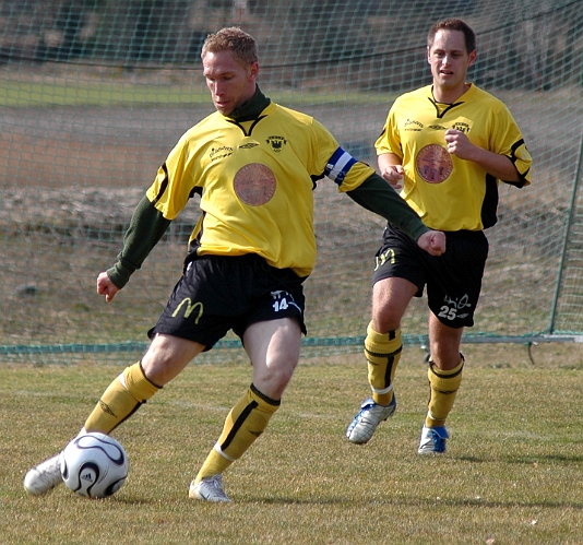 2007_0331_10.JPG - Stilstudie nr.14 Mikael Wiker, i bakgrunden nr.24 Robert Jansson