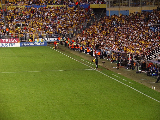 2007_0606_214639AA.JPG - Nu är det dags för Zlatans inhopp