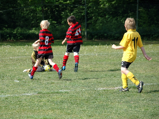 2008_0531_101427AA.JPG - ASIF P99 - Köping FF