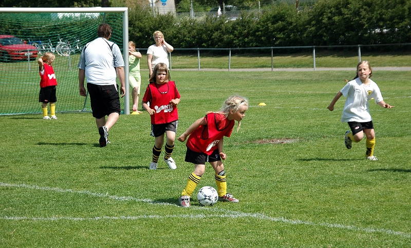 2008_0531_122625AA.JPG - ASIF F00/01 Internmatch