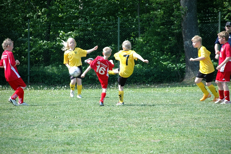 2008_0531_123608AA.JPG - ASIF P98 - Fellingsbro GoIF