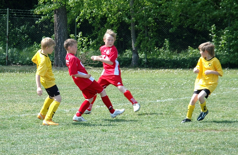 2008_0531_123650AA.JPG - ASIF P98 - Fellingsbro GoIF