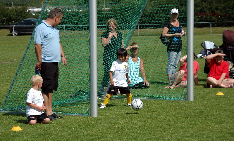 2008_0531_142027AA.JPG - P/F03 Fotbollsskolan