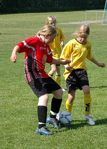 2008_0531_150350AA.JPG - ASIF F98/99 - Kungsörs BK