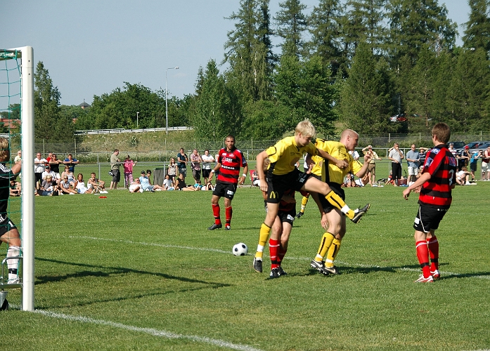 2008_0607_47.JPG - Martin Haglind kom in i stället för Wiker och gjorde en bra match