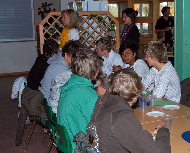 2008_1012_155154AA.JPG - Efter prisutdelningen var det dags för fika