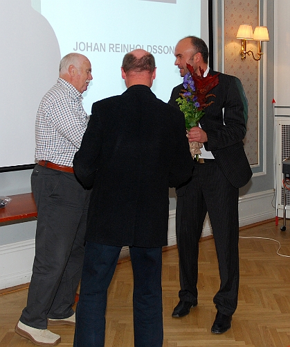 2008_1018_50.JPG - Thomas "Jotte" Nilsson tackas av styrelsen
