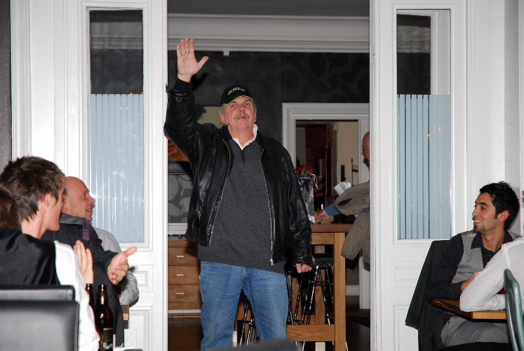 2008_1018_71.JPG - Roberto Blom tackar för sig och det får även bli sista bilden från avslutningen