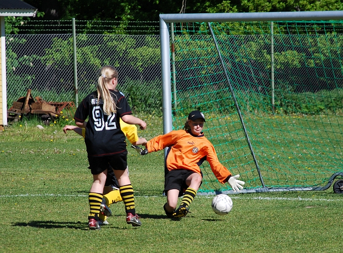 2009_0530_01-10.JPG - F98/99 - Skiljebo SK 0-4