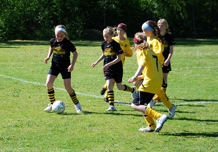 2009_0530_01-12.JPG - F98/99 - Skiljebo SK 0-4