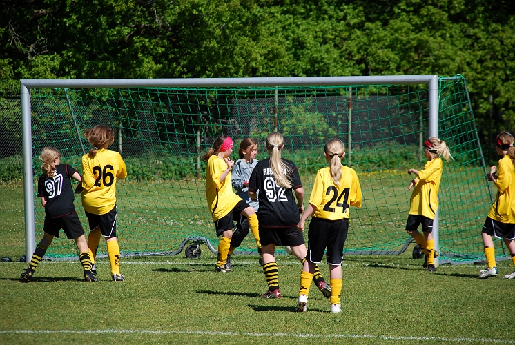 2009_0530_01-13.JPG - F98/99 - Skiljebo SK 0-4