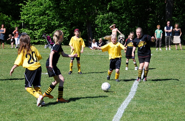 2009_0530_01-14.JPG - F98/99 - Skiljebo SK 0-4