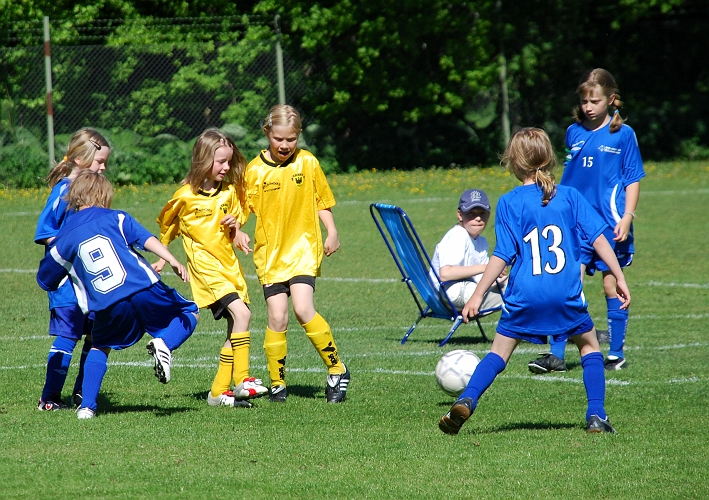 2009_0530_03-02.JPG - F00/01 - Tuna-Ekeby BK 6-2