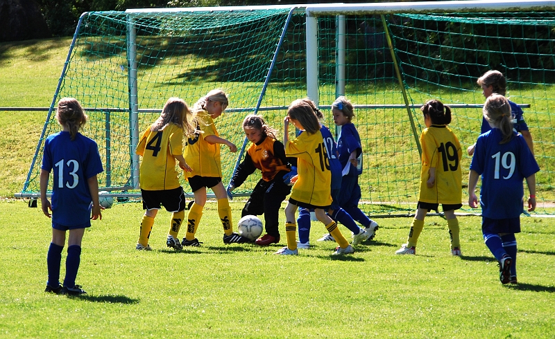 2009_0530_03-08.JPG - F00/01 - Tuna-Ekeby BK 6-2