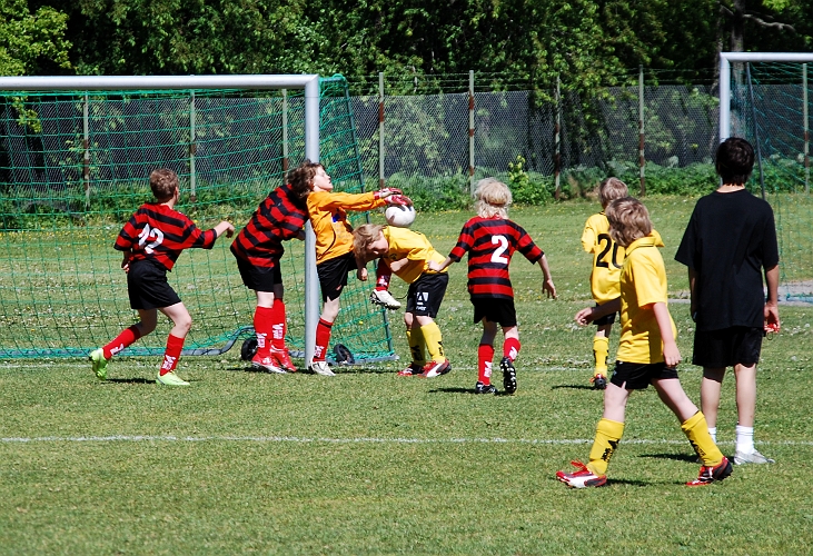 2009_0530_05-09.JPG - P99 - Köping FF 2-3