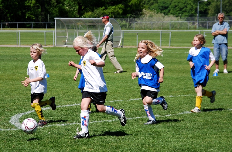 2009_0530_07-09.JPG - F02 Internmatch