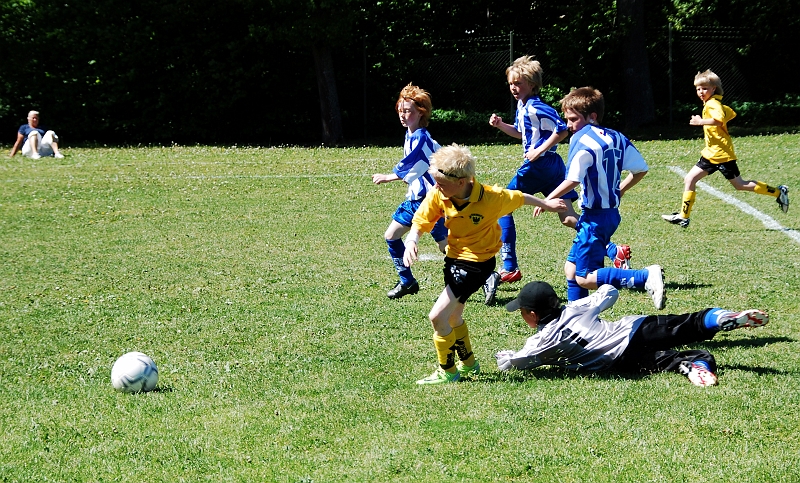 2009_0530_09-05.JPG - P99 - Forsby FF 3-3