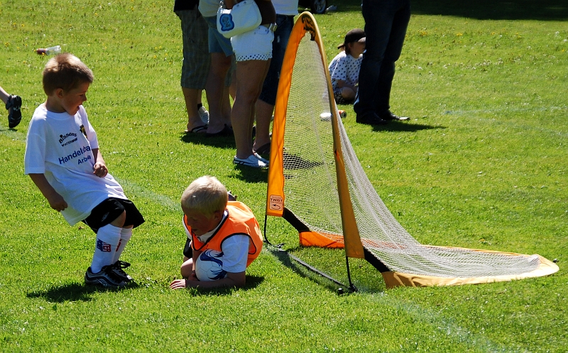 2009_0530_12-12.JPG - PF04 Internmatch