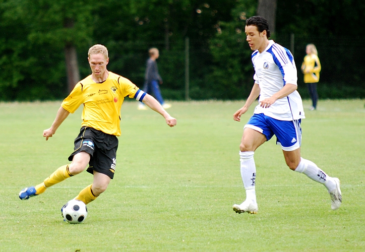 2009_0606_30.JPG - Mikael Wiker "in action"