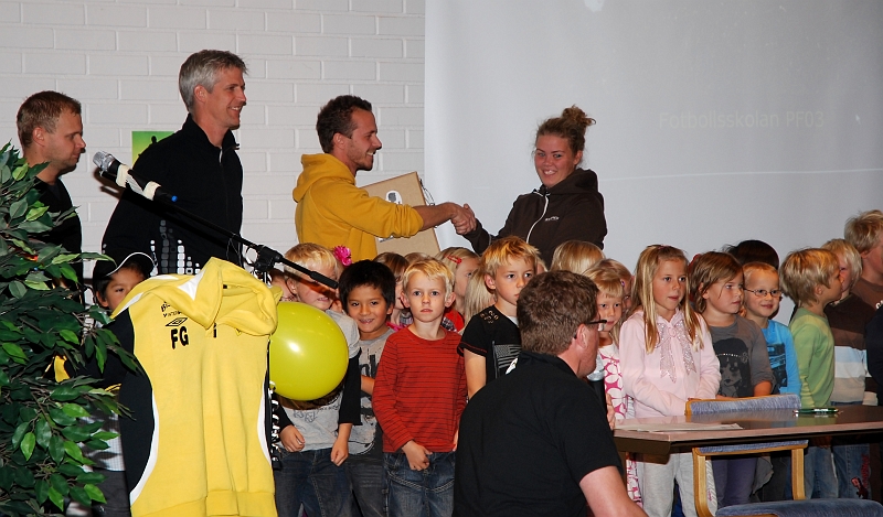 2009_1011_10.JPG - Därefter kom PF03