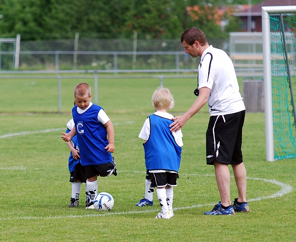 2010_0605_01-18.JPG - P/F05 Internmatcher