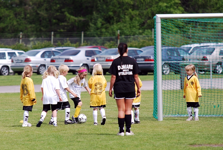 2010_0605_03-10.JPG - P/F04 Internmatcher