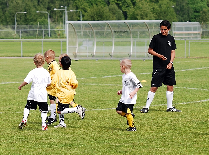 2010_0605_04-04.JPG - P/F04 Internmatcher