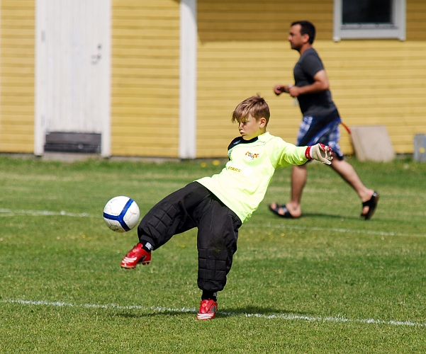 2010_0605_05-08.JPG - P01 - Frövi IK