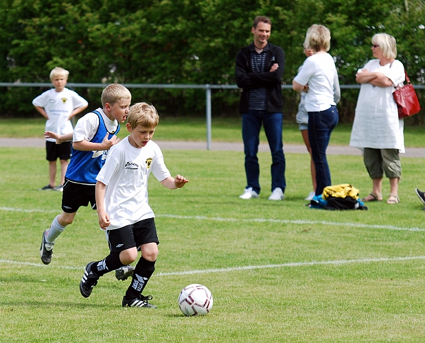 2010_0605_06-07.JPG - P02 Internmatch