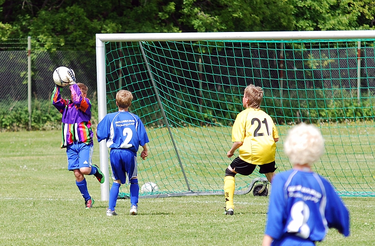 2010_0605_07-18.JPG - P98 - Götlunda IF